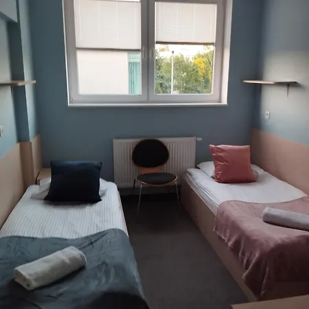 Rakietka ホステル *